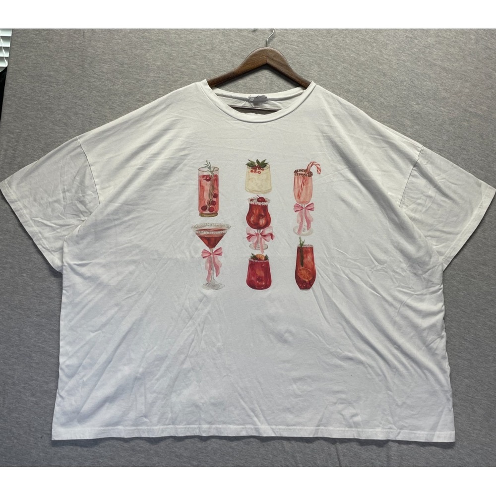 Chic Soul T Shirt Womens 3XL White Graphic Print Christmas Holiday Cocktail